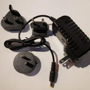 OUTLAW 9 Volt 2000mA DC Power Supply  (w/Travel Adapters)